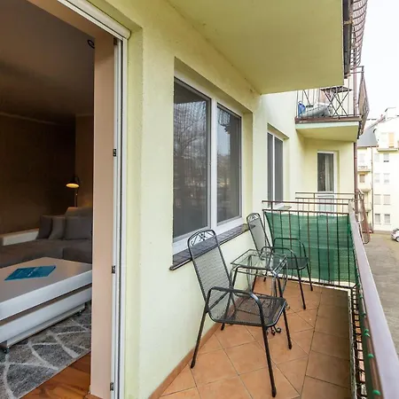 Apartment Morskie Oko Ii By Renters Misdroy